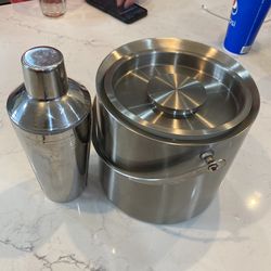 Ice Bucket And Cocktail Shaker 