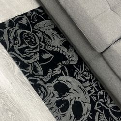 Rose & Skulls Rugg 