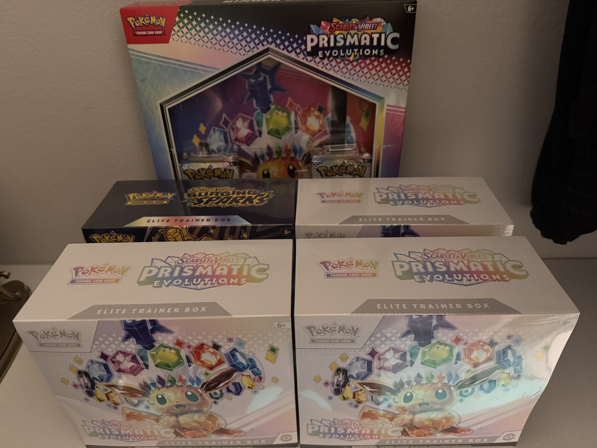 Pokemon Surging Sparks ETB