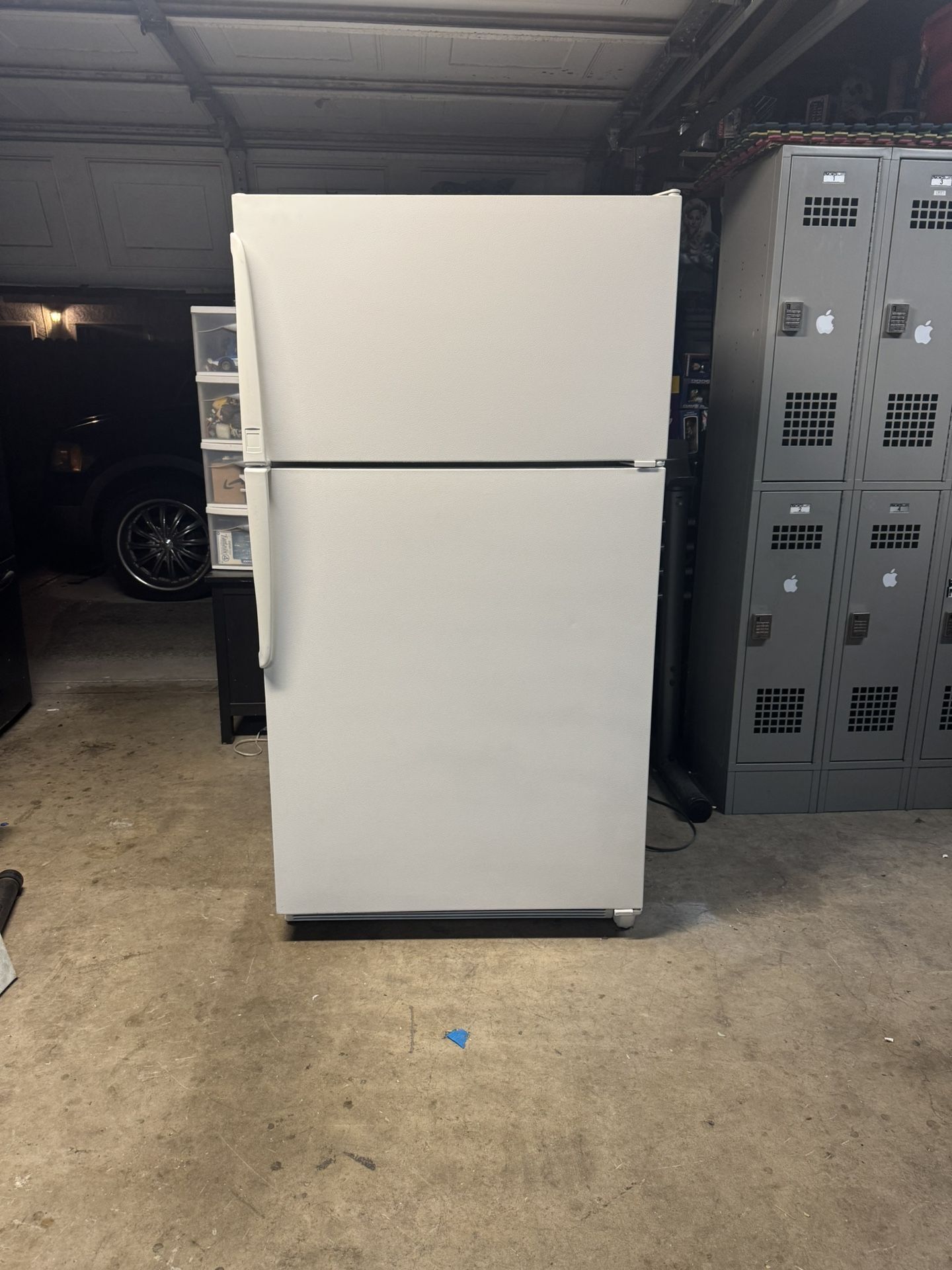 Refrigerator