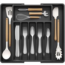 Kitchen Essentials Set (57 Pieces)