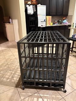 Xl  Dog crate