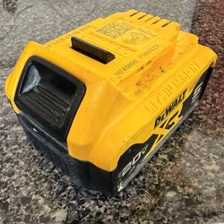 DeWalt DCB205 Battery