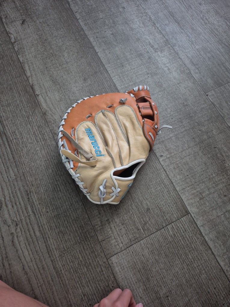 Fast Pitch Glove
