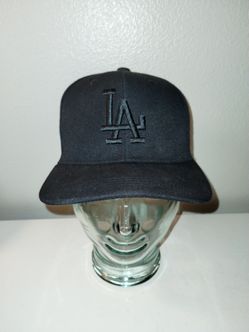 Mens Solid Black LA Los Angeles Adjustable Embroidered Snapback Hat EUC