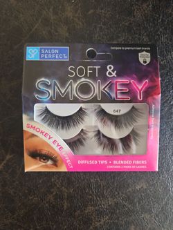 Glue on eyelashes