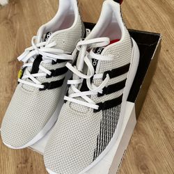 NICE!!! Men’s Adidas Questar Flow