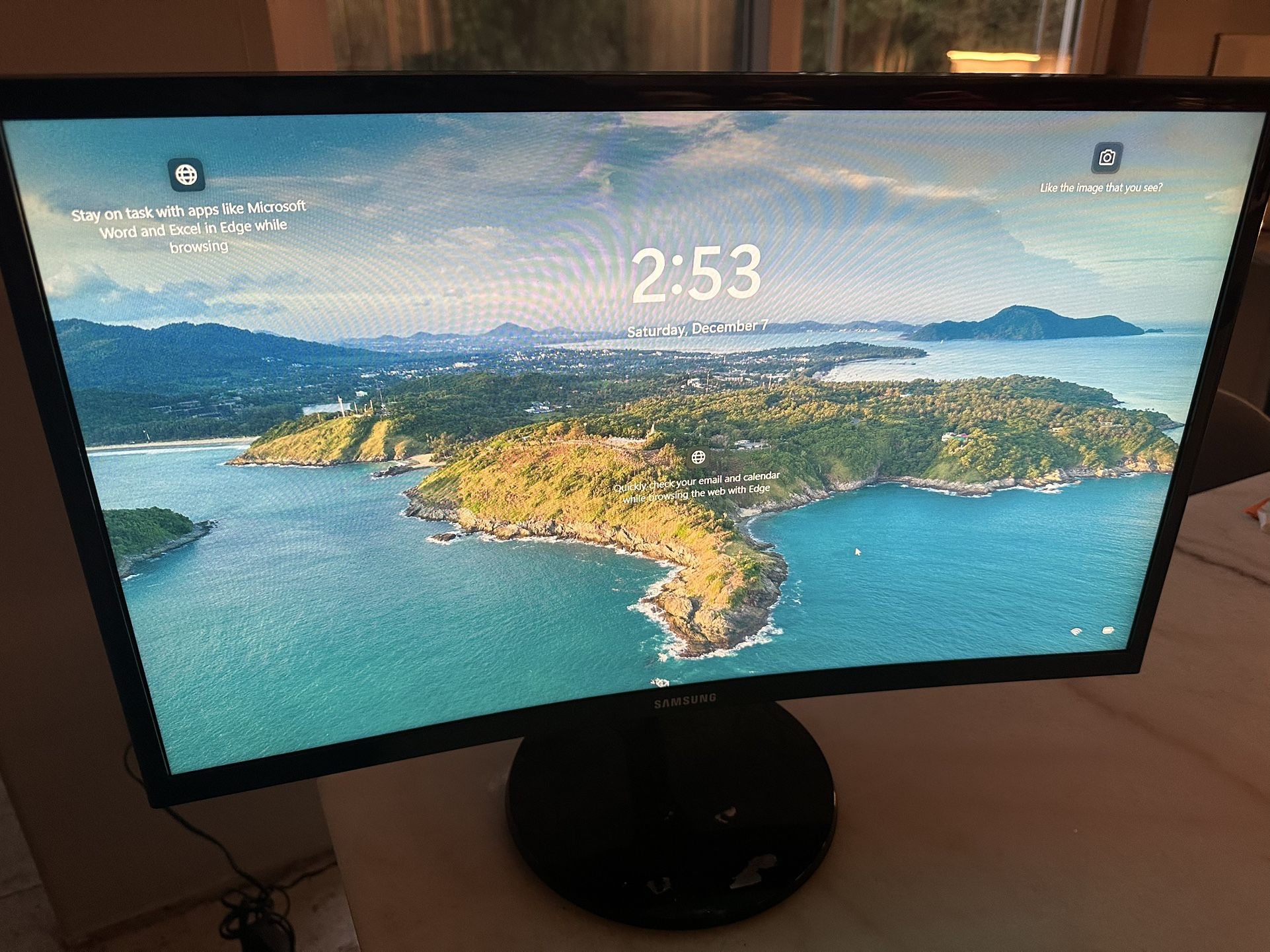 Samsung Curved Monitor