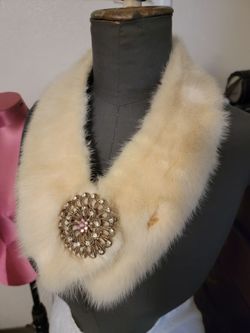 Antique fur collar stole