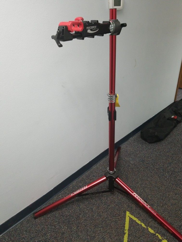 Bike Repair Stand With Carry Bag.