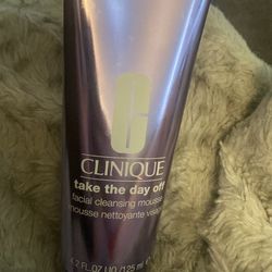 Clinique Take The Day Off