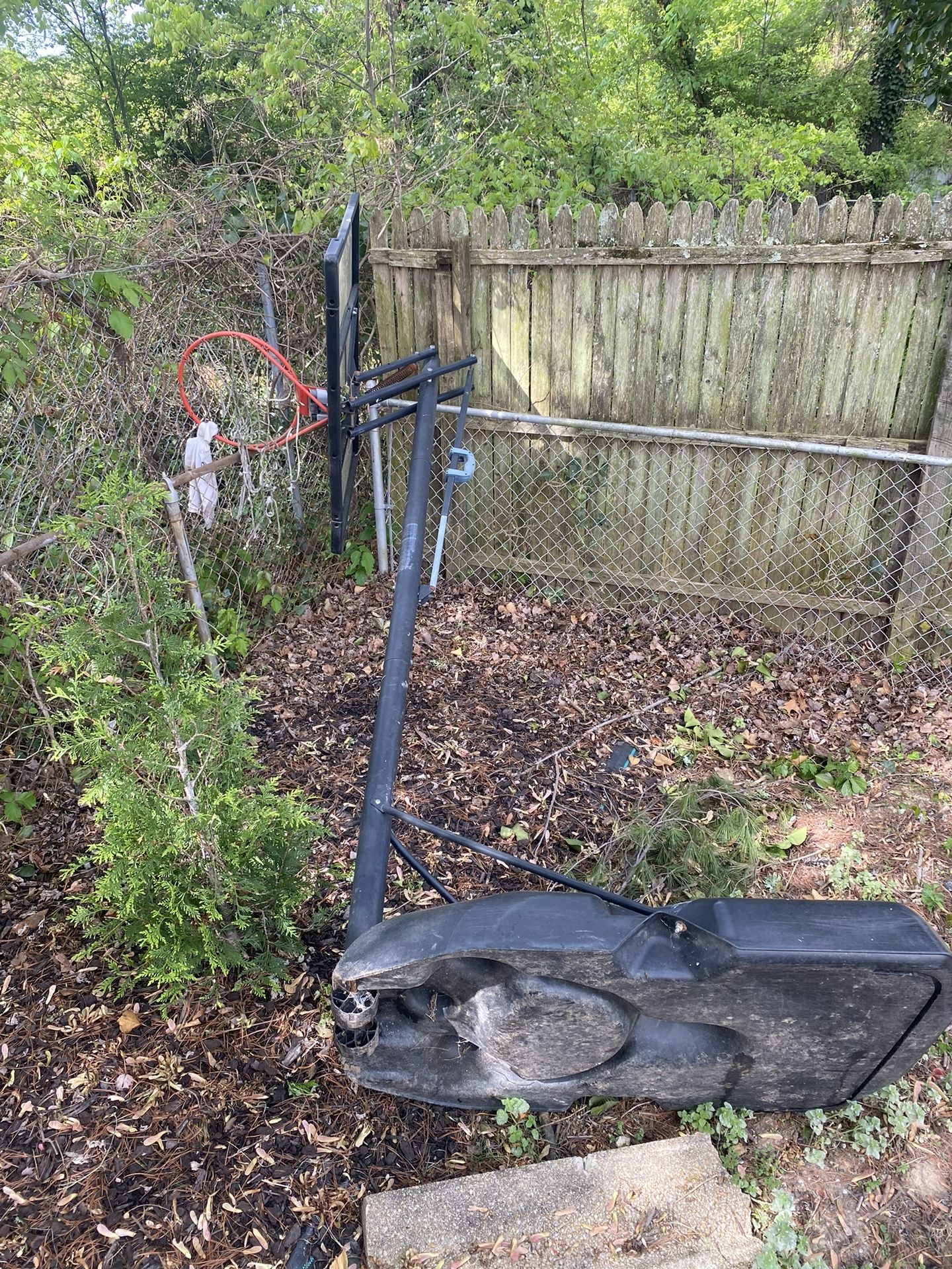 Free Basketball Court Hoop (outdoor) FREE FREE