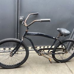 Beach cruiser bike