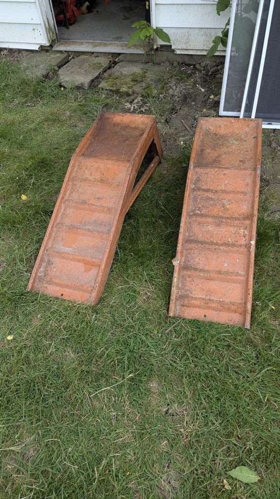 Pair Of Car Ramp Lift
