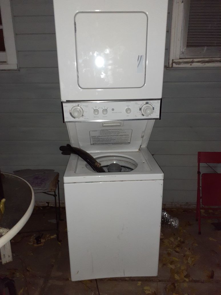 GE washer dryer combo..stacked