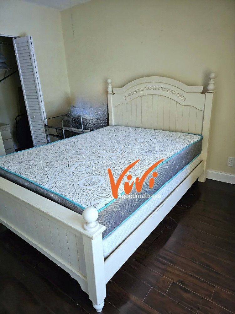 QUEEN MATTRESS WITH BOX SPRING 2PC. BED FRAME ISN'T AVAILABLE