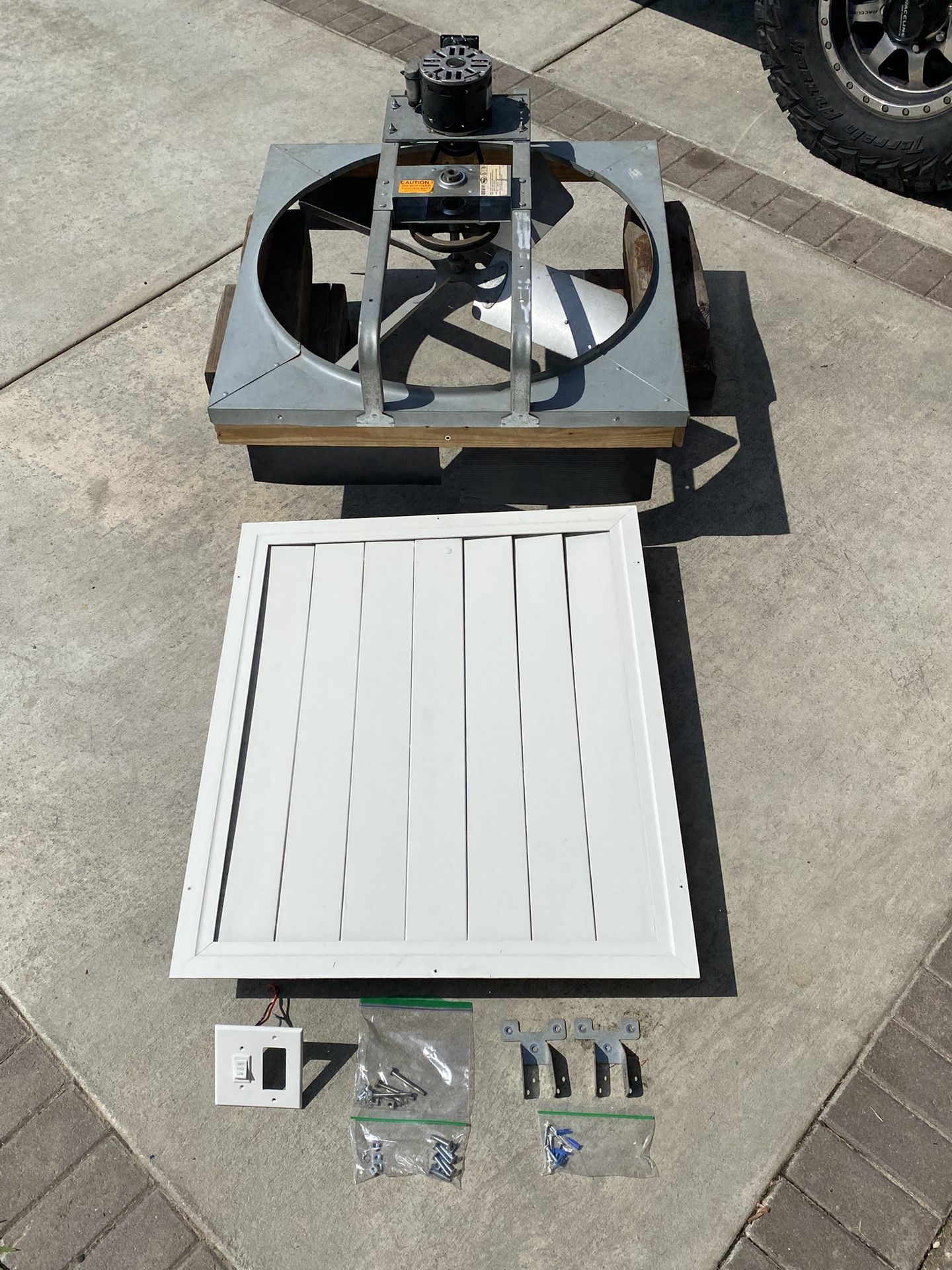 Whole House Fan, Master Flow 30BWHF, 6000cfm