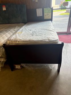 Sleigh beds 299 mattresses $250 per set