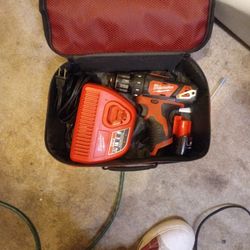 12v Milwaukee Drill /Charger