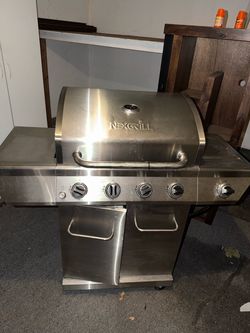 Grill with propane