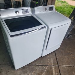 SAMSUNG WASHER AND ELECTRIC DRYER