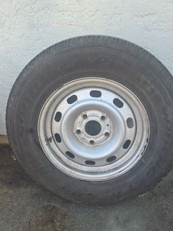 Goodyear 265 65 17 tire
