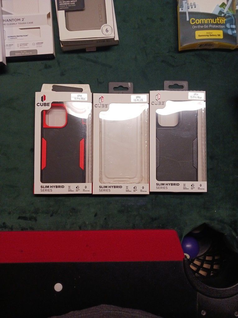 2IPHONE 15 PRO MAX AND 1 PLUS CASES