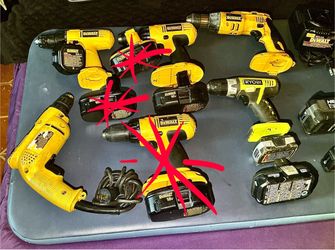 FAST-MOVING POWER DRILL CLEARANCE! DeWalt, Ryobi & Cordless Kits