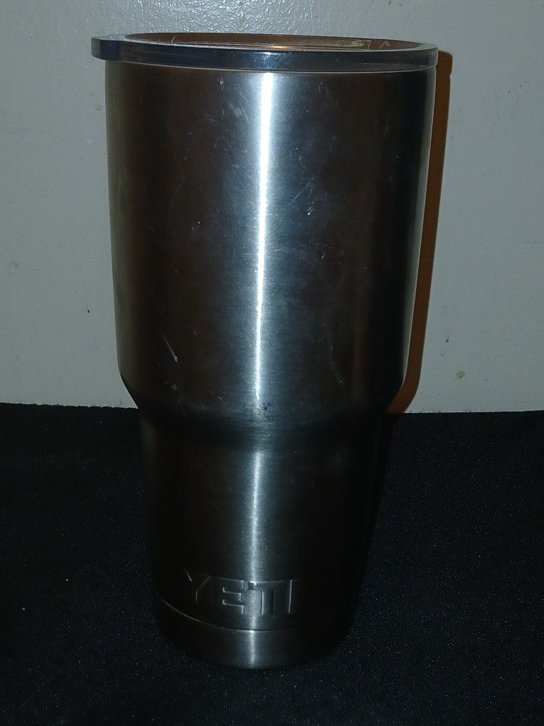 Yeti Stainless Steel Mug With Lid