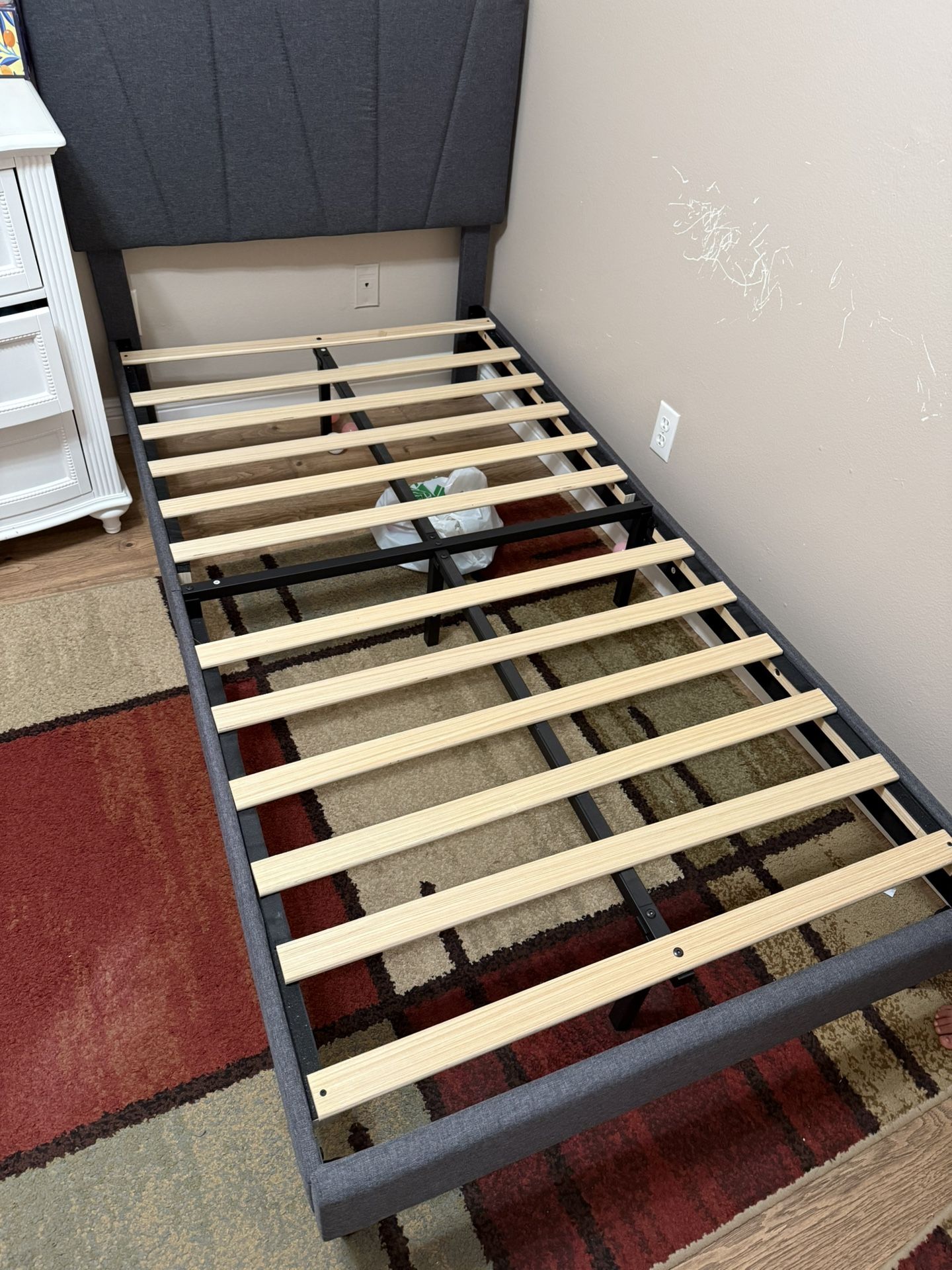 Twin Bed W/6” Memory Foam Mattress