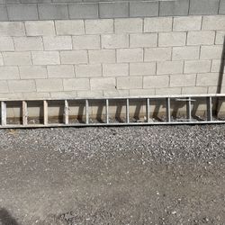 Extension Ladder 12-22 Feet 