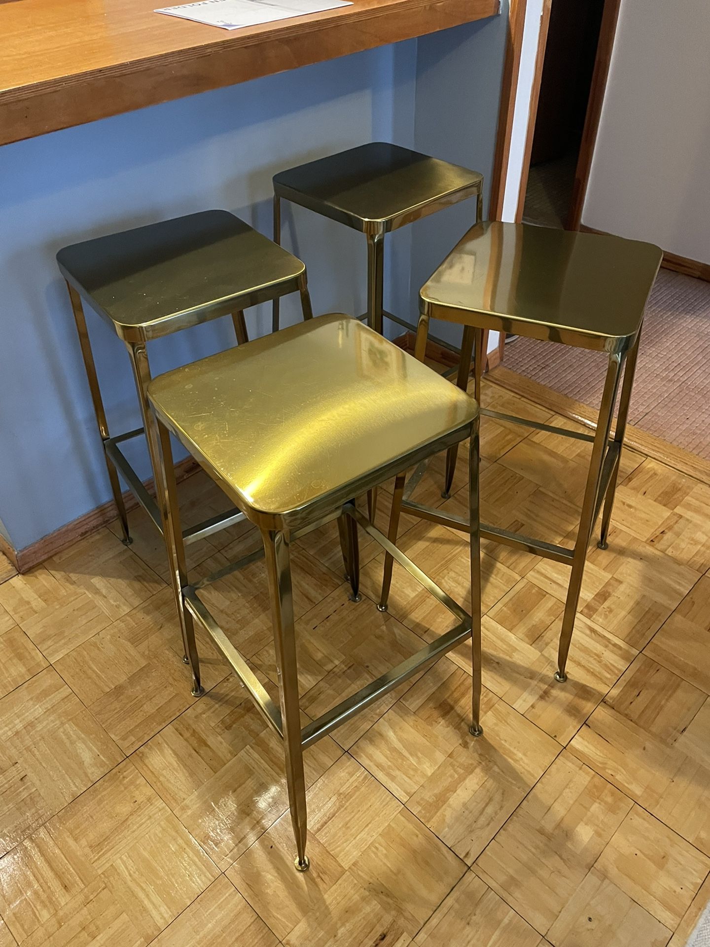 4 Counter Stools CB2 Gold Beautiful Condition Set 30” Bar for Sale in Queens, NY OfferUp