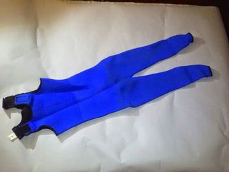 HARVEY'S WET SUITE. MENS LARGE