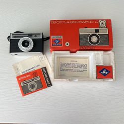 Vintage ISO Flash 35mm Film camera 