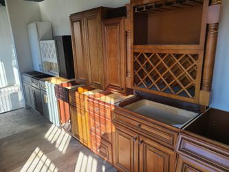 Cabinet For Sale, Build Up 