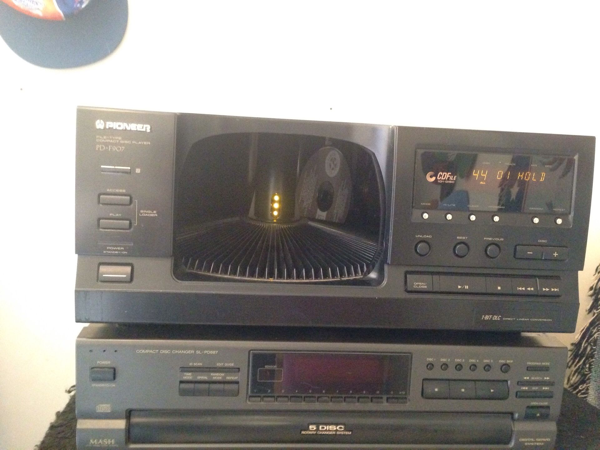 Pioneer PD-F907