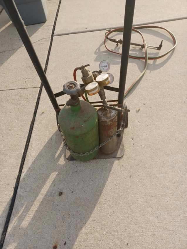 🔥 COMPLETE TORCH SET 🔥 WORK'S GOOD 🔥