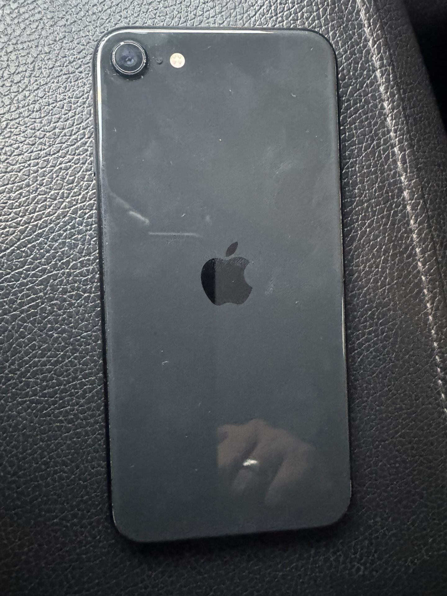 iphone  SE    unlocked      black