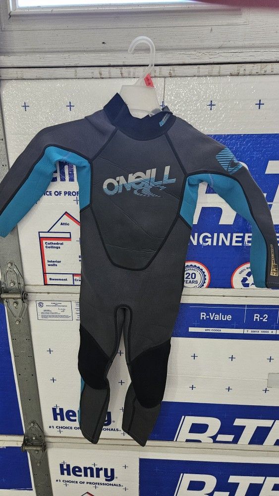 Kids O'Neil wet suit size 4