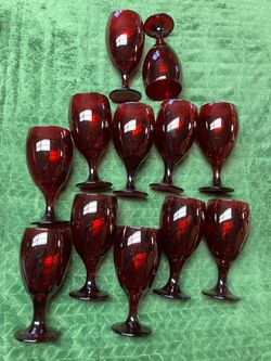 Rare garnet red wine glasses
