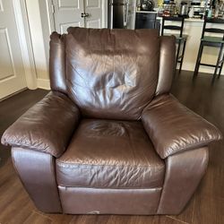 Comfortable One-Seater Recliner – Brown Leather