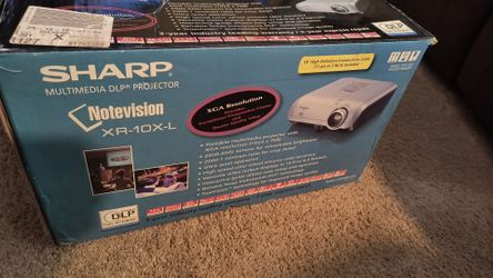 Sharp Notevision XR 10X-L digital projector