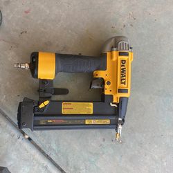 Dewalt 18 Gauge Brad Nail