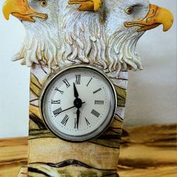 Eagle Clock 