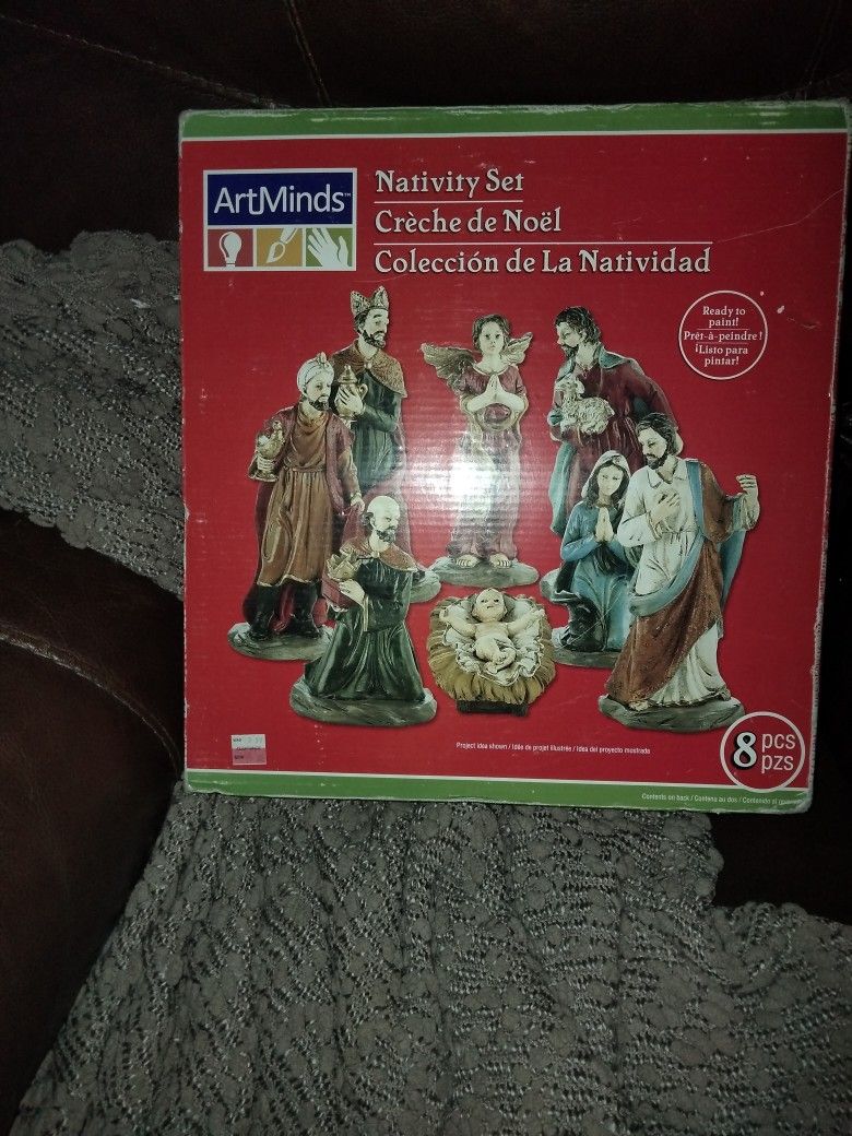 8pc Nativity Set