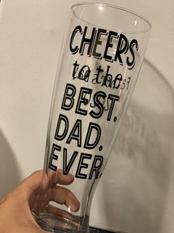 Father’s Day beer glass personalized (happy Father’s Day 2020 on back)