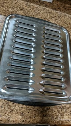 Oven broiler pan
