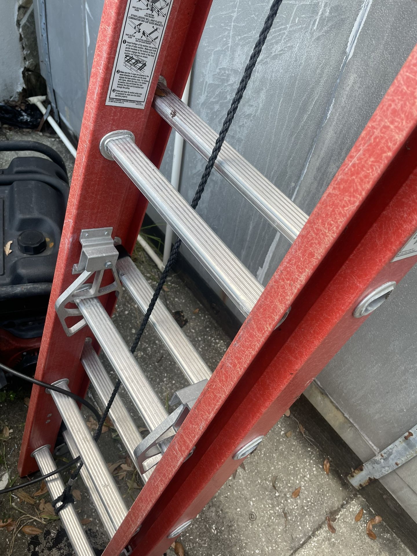Werner 28ft Extension Ladder