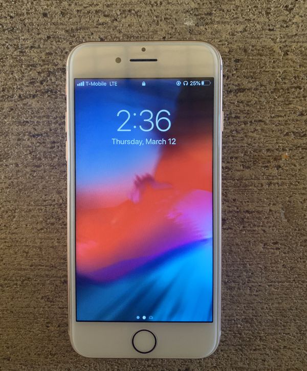 iPHONE 8 Rose Gold 64gb FULLY UNLOCKED TO ANY CARRIER ( STILL AVAILABLE