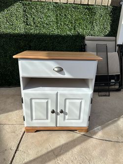 White Wood Cabinet with Drawer and Doors